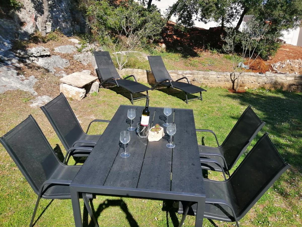 Garden Apartman Pjescana Uvala Kültér fotó